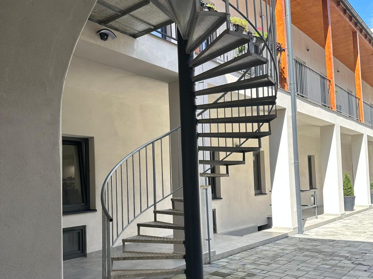 No. 21 Ii. Apartament Koszyce